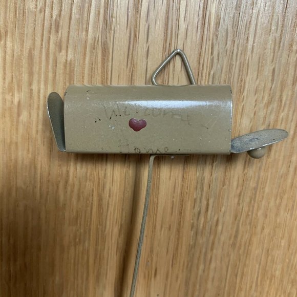 Vintage Dollhouse Mailbox Metal Miniature Handcrafted W/ Heart Decor Garden Cute - Picture 9 of 10